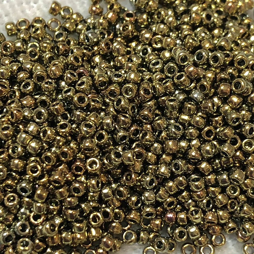 15/0 Metallic Gold 460K Japanese Seed Beads