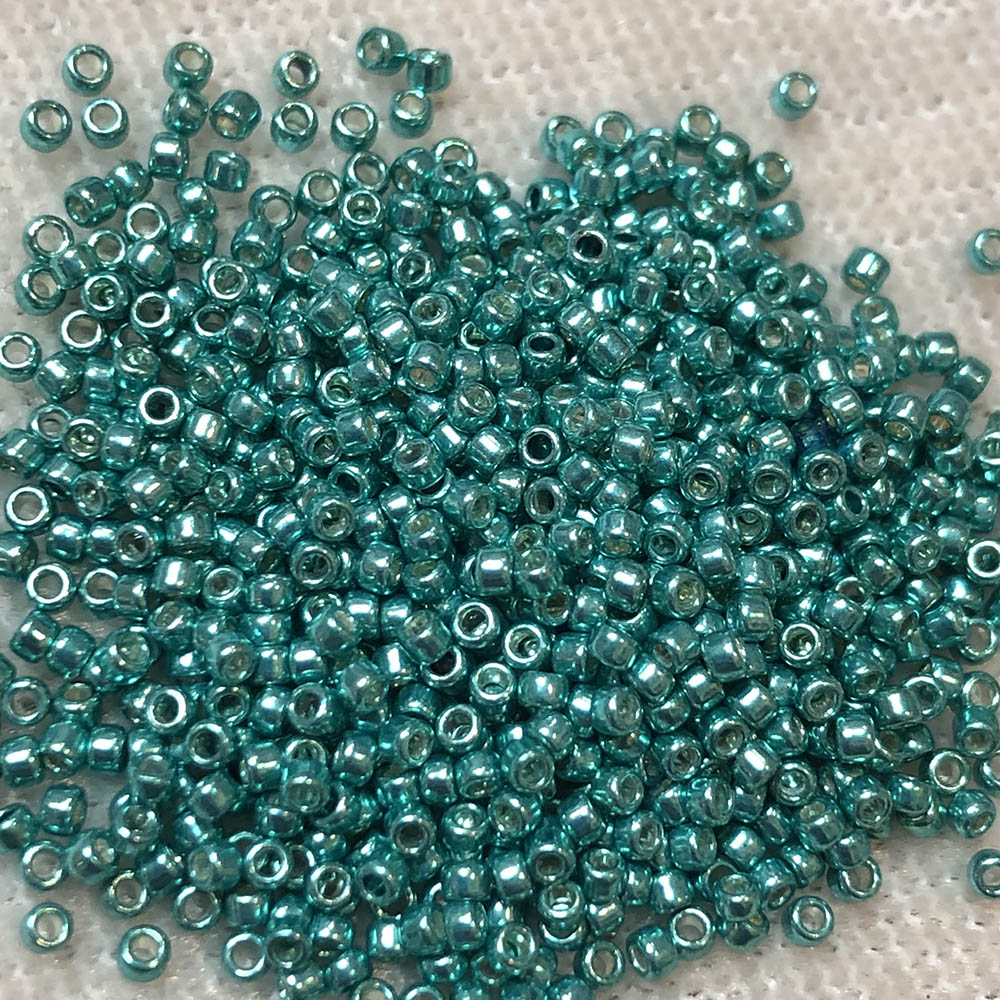 15/0 Metallic Mint Green 474 Japanese Seed Beads