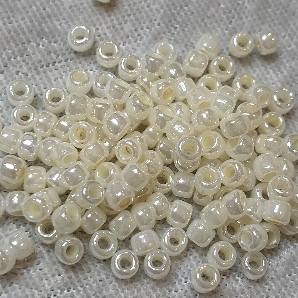 6/0 Light Cream Luster 511B Japanese Seed Beads