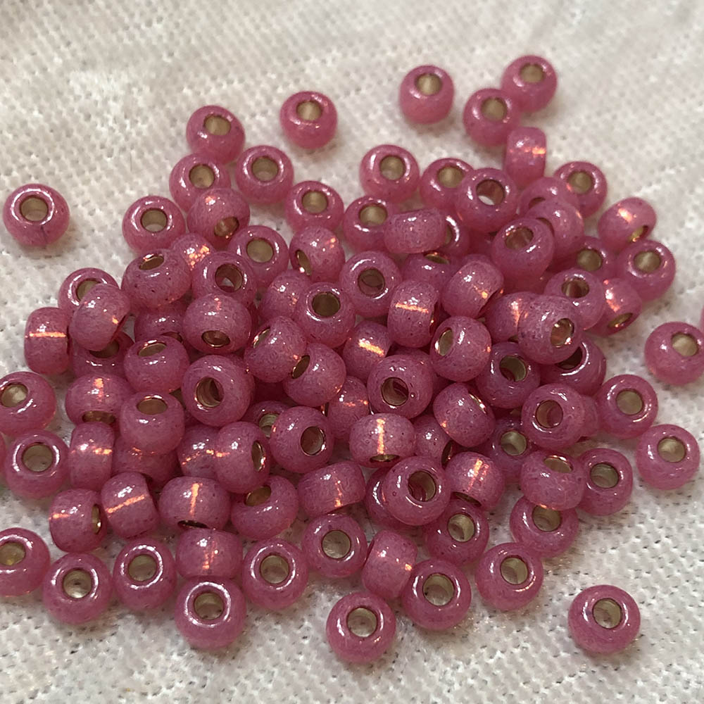 6/0 Gold Lined Waxy Rose 585 Japanese Seed Beads