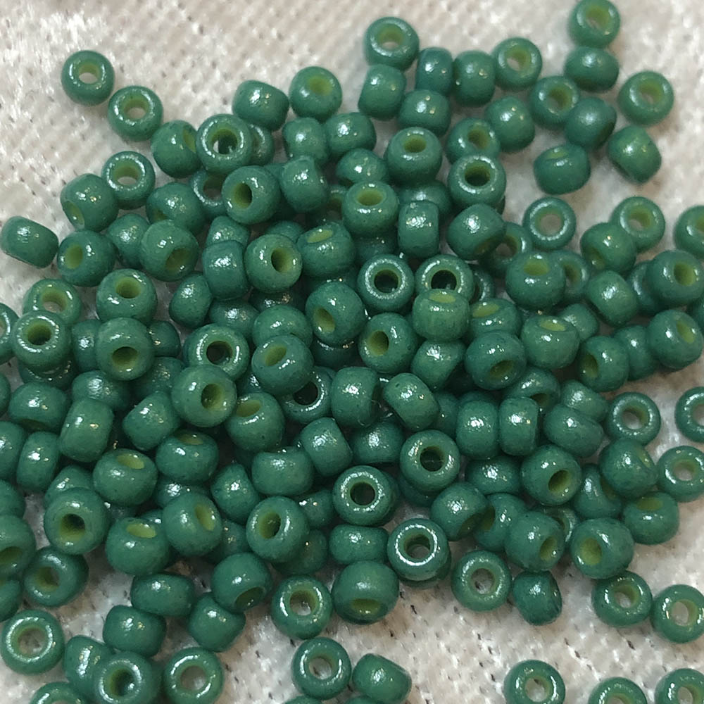 8/0 Duracoat Opaque Spruce D4477 Japanese Seed Beads