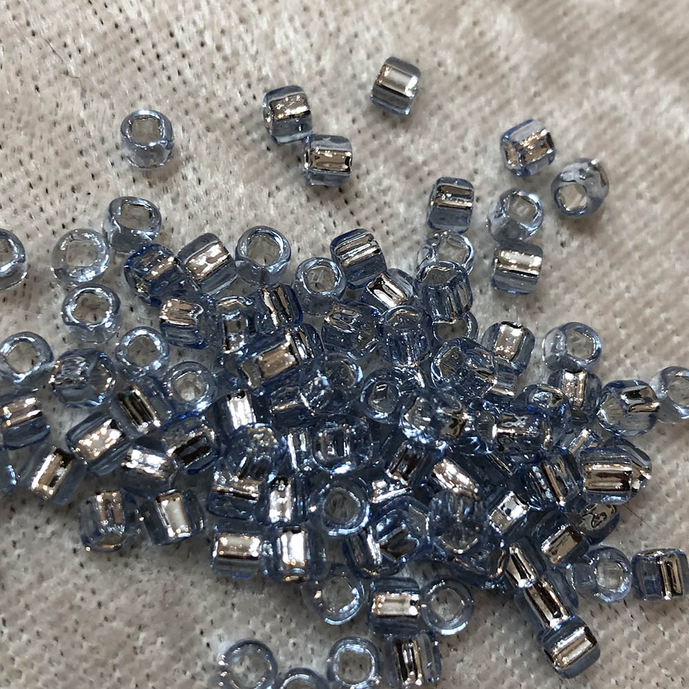 6/0 Silverlined Rose Light Sapphire 19C Japanese Seed Beads