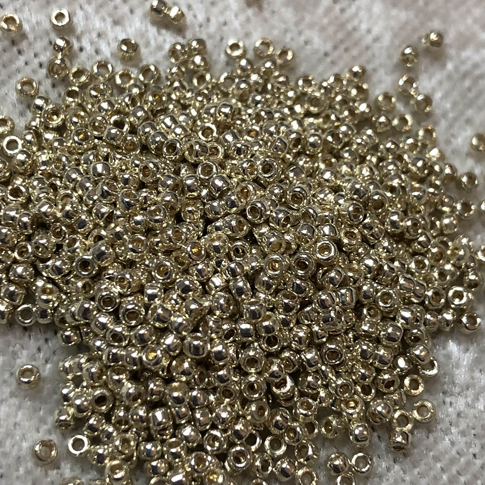 15/0 Permanent Metallic Silver P470 Japanese Seed Beads