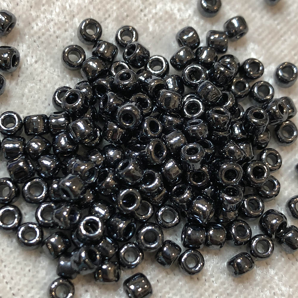 6/0 Gunmetal 451 Japanese Seed Beads