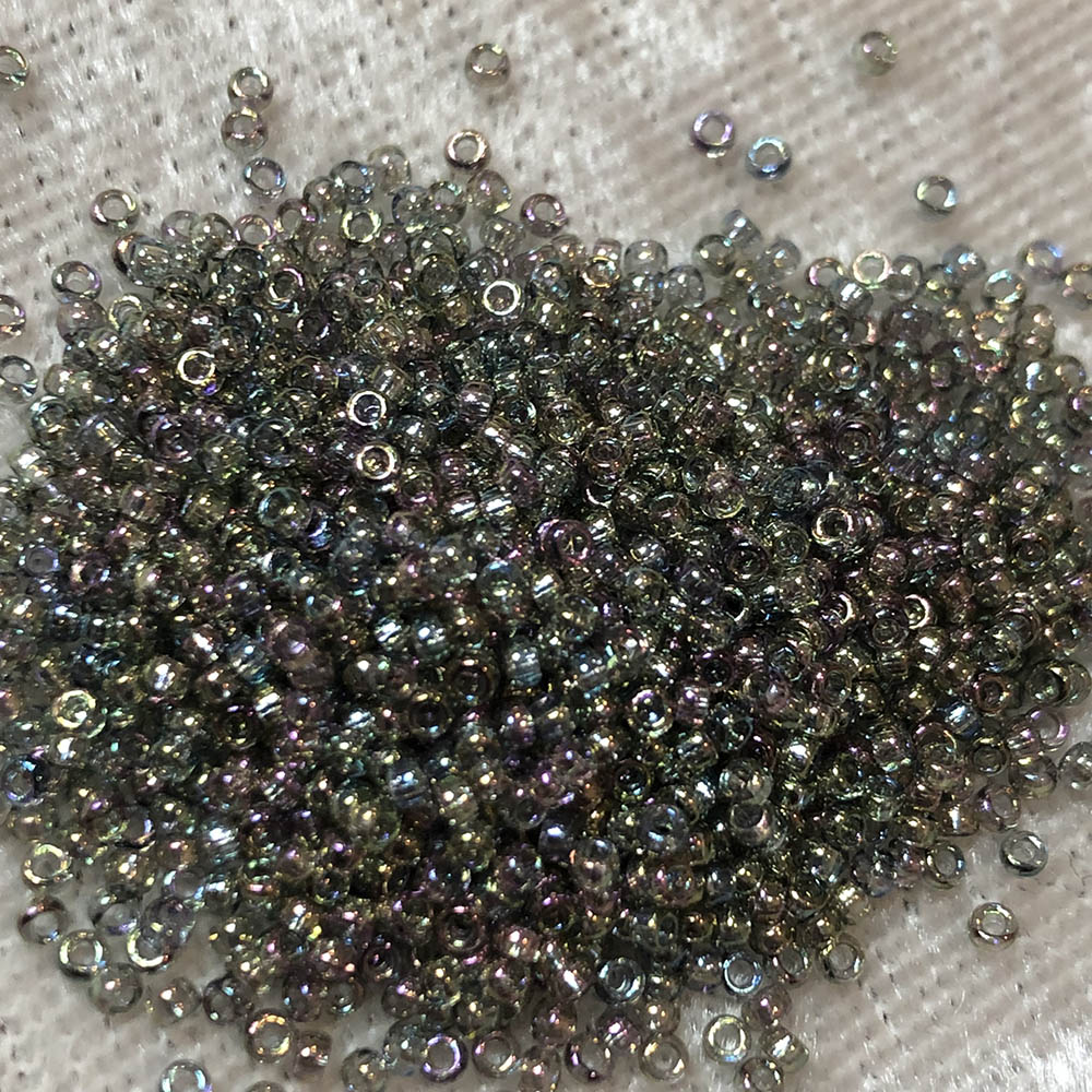 15/0 Rainbow Gold Luster 318 Japanese Seed Beads