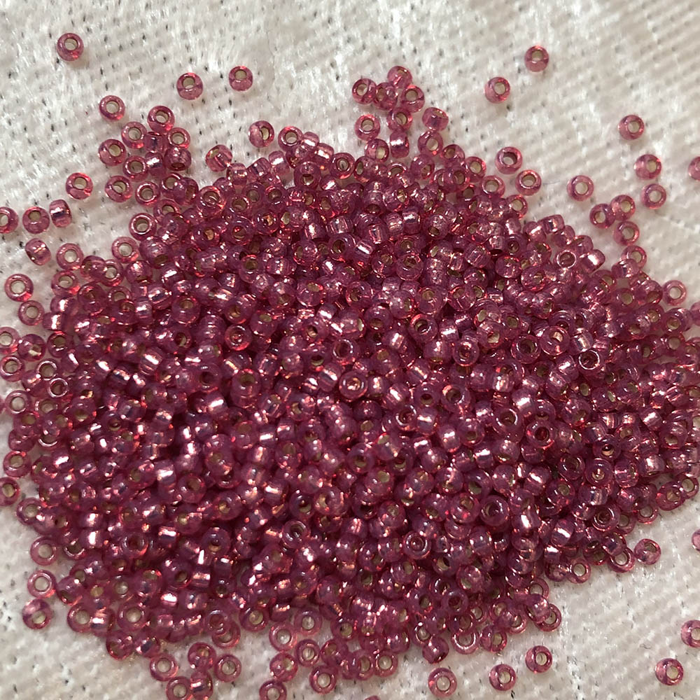 15/0 Gold Lined Waxy Rose 585 Japanese Seed Beads