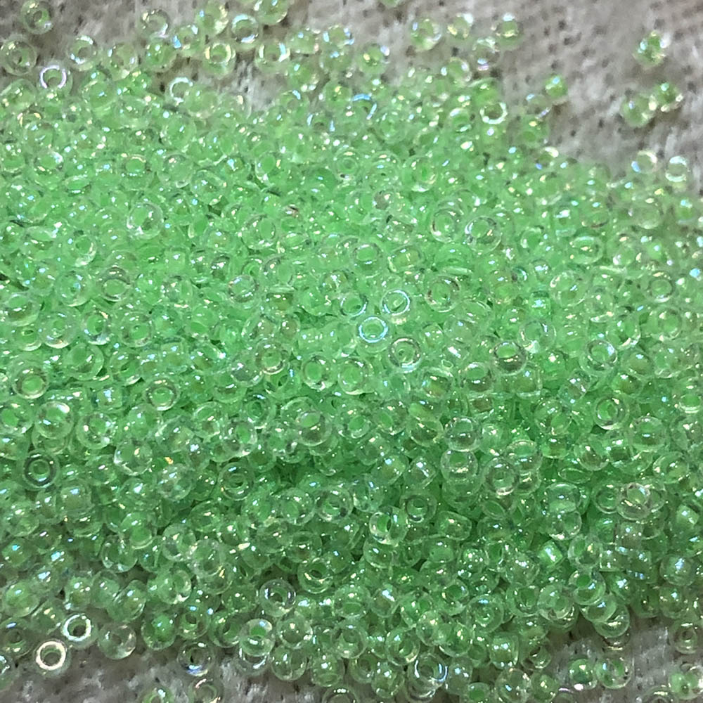 15/0 Transparent Spring Green AB 270 Japanese Seed Beads