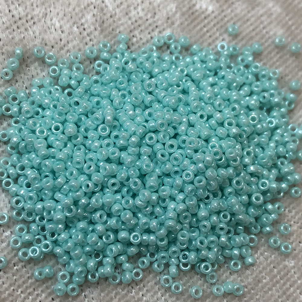 15/0 Opaque Soft Teal Luster 431F Japanese Seed Beads