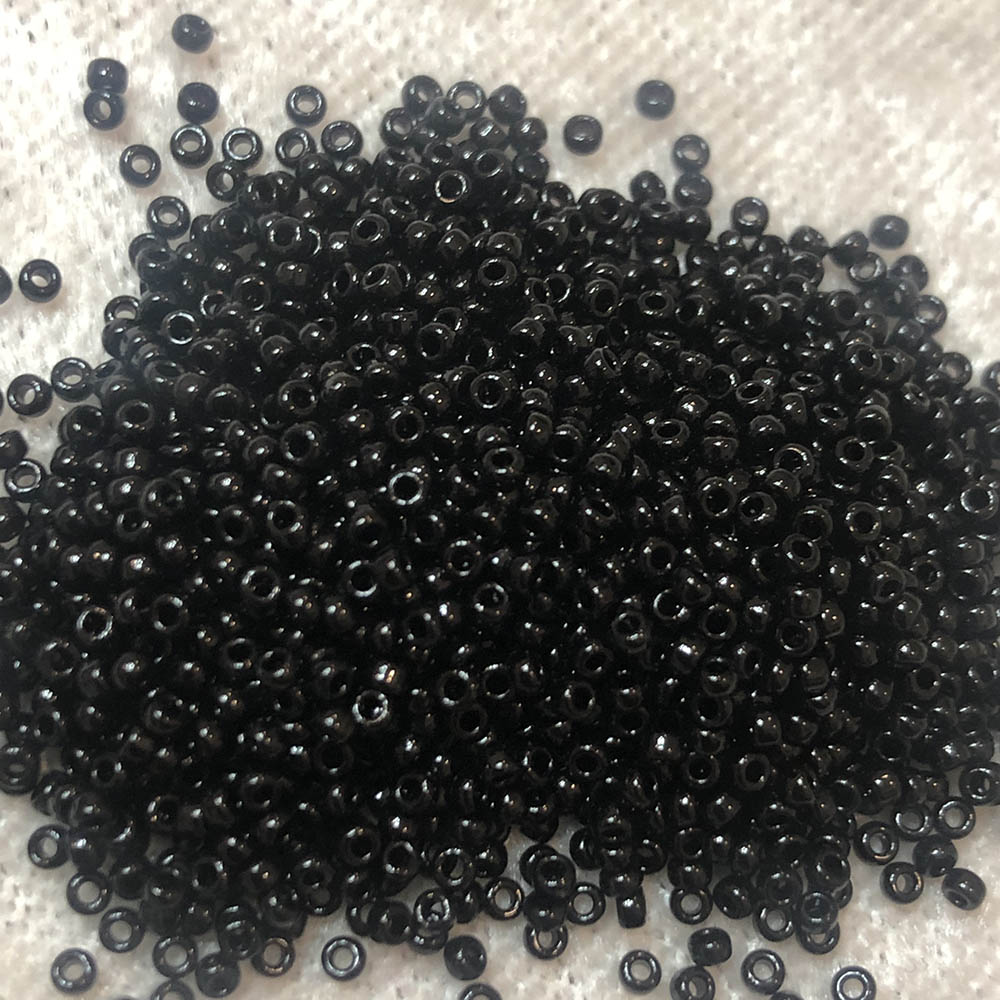 11/0 Opaque Black 401 Japanese Seed Beads