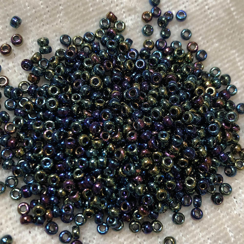 11/0 Metallic Variegated Blue Iris 455F Japanese Seed Beads