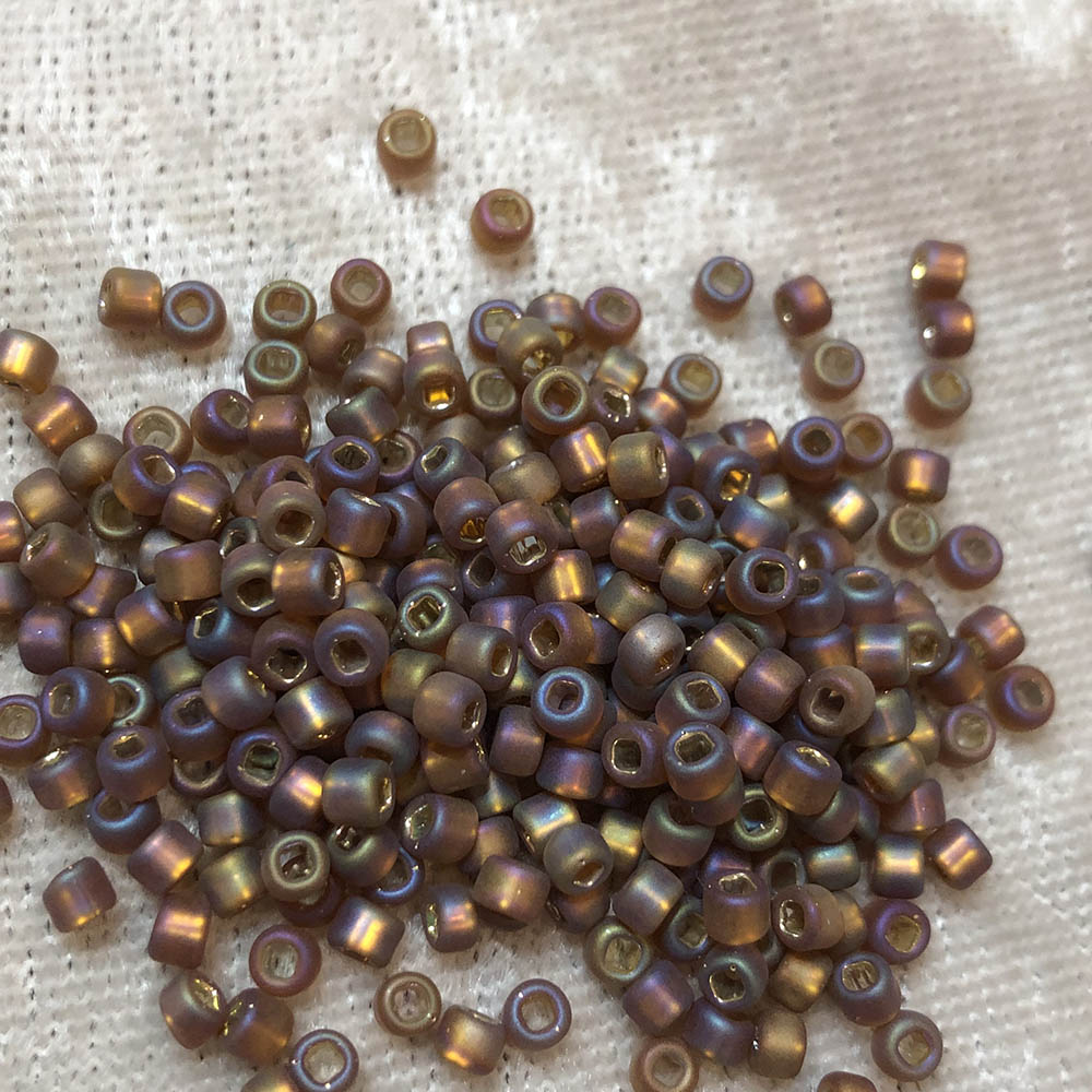 8/0 Frosted Silver Lined Rootbeer AB 648 Japanese Seed Beads