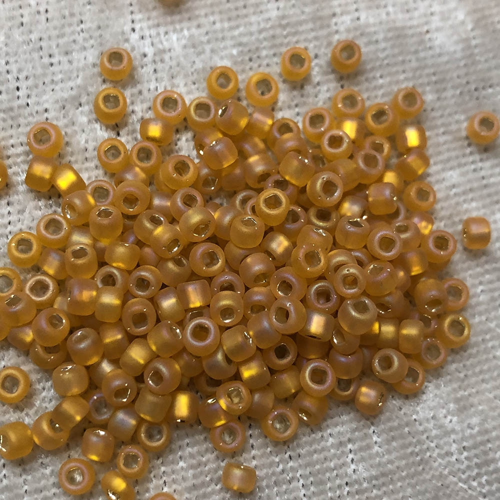 8/0 Frosted Silverlined Hyacinth F637 Japanese Seed Beads