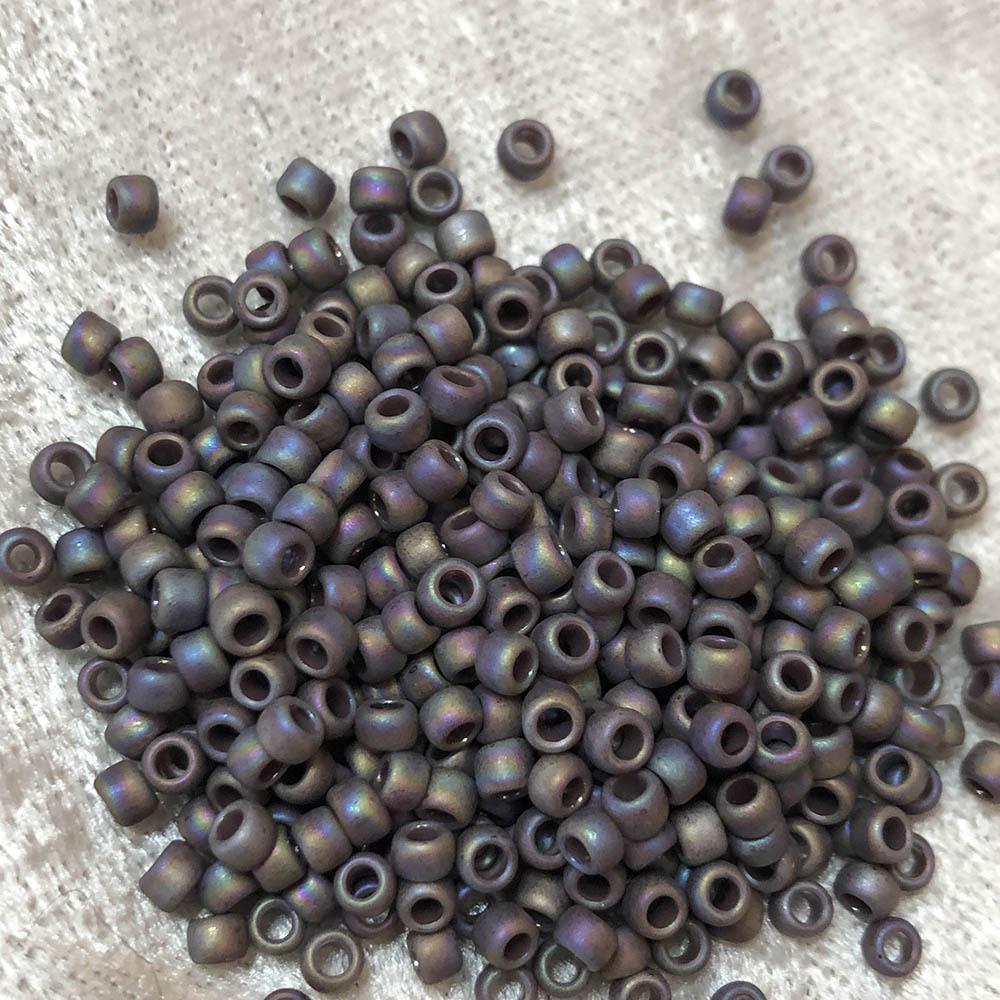 8/0 Semi Glazed Rainbow Lavender 2638F Japanese Seed Beads