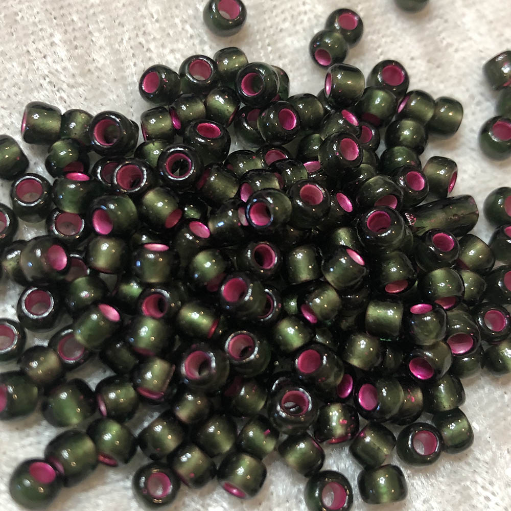 6/0 Watermelon Fuchsia Lined Olive 23M Seed Beads