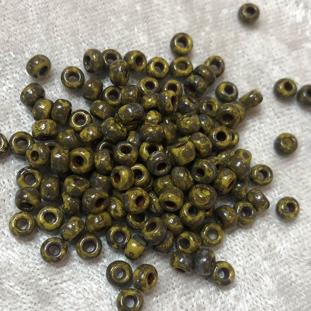 6/0 Opaque Dark Yellow Picasso 4519 Japanese Seed Beads