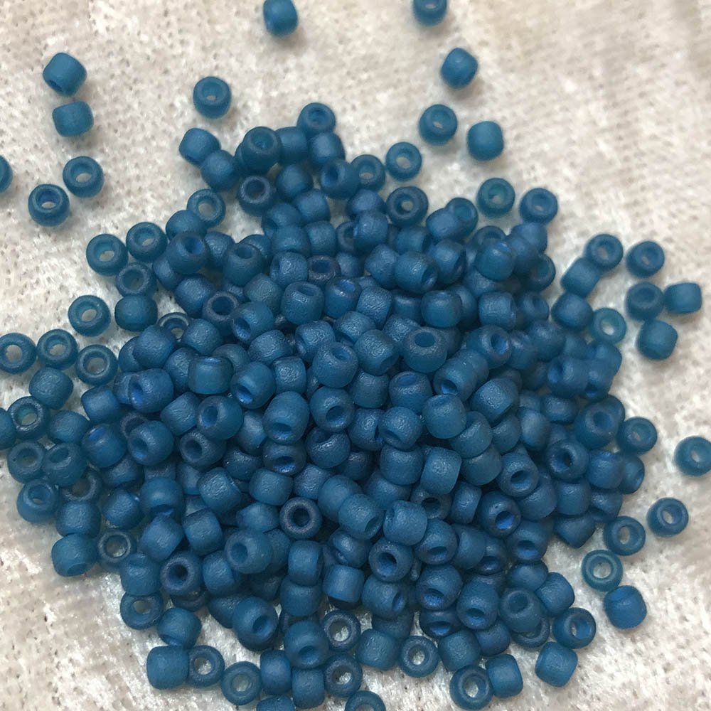 8/0 Matte Teal Lined Blue F399P Japanese Seed Beads