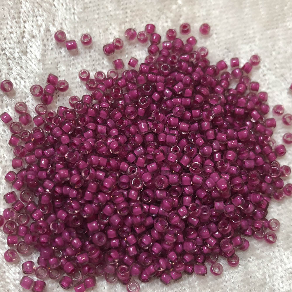 11/0 Colorlined Crystal Magenta 399D Japanese Seed Beads