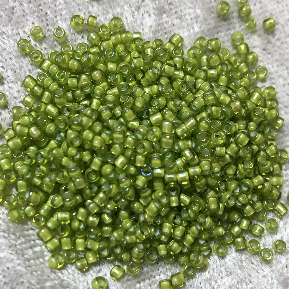 11/0 White Lined Green AB 331B Japanese Seed Beads