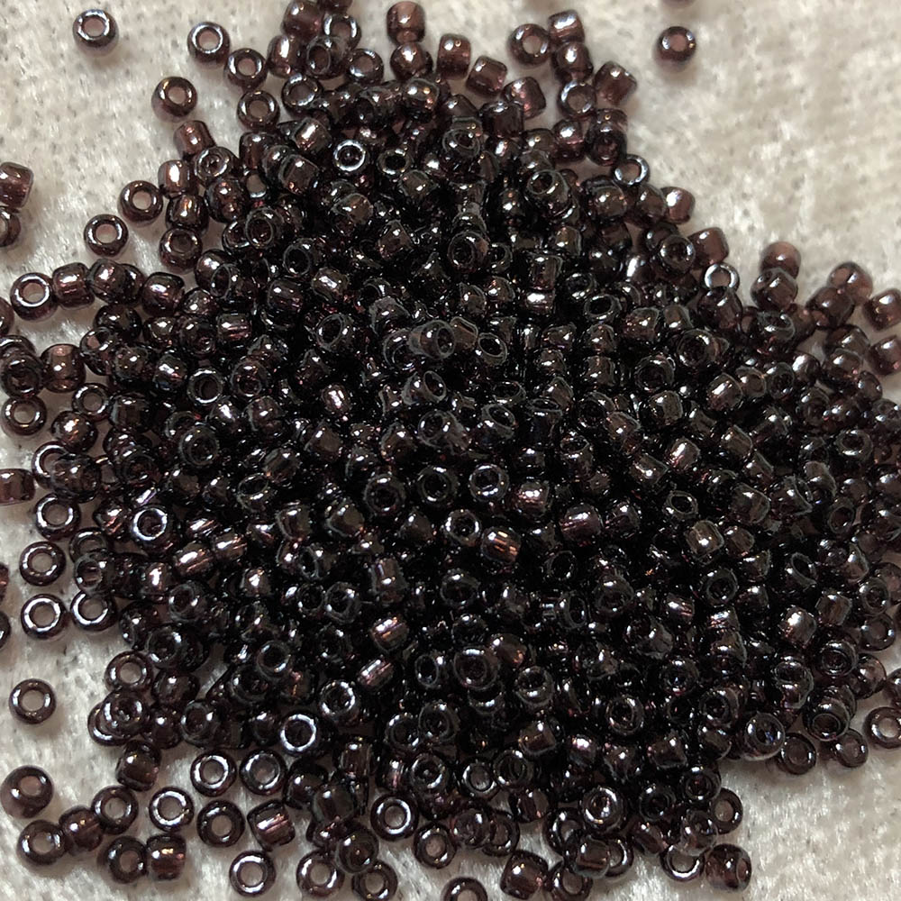 11/0 Transparent Dark Ox Blood 171 Japanese Seed Beads