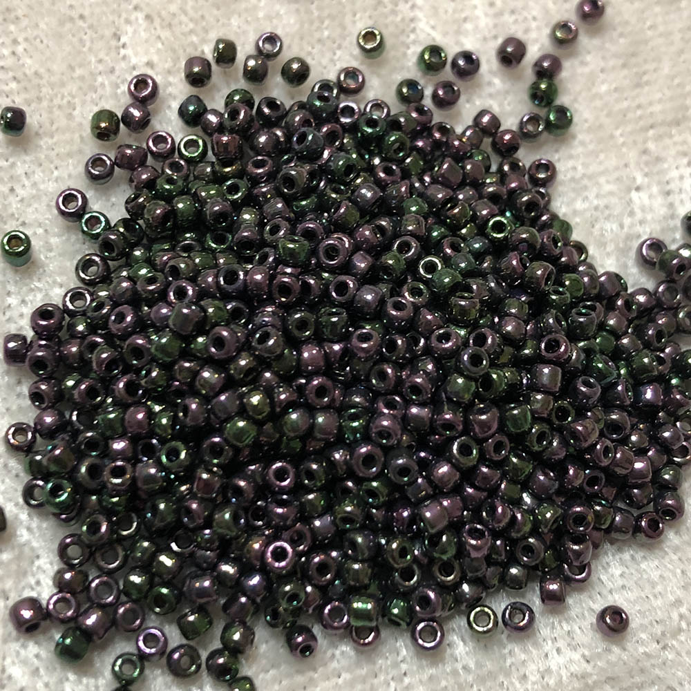 11/0 Plum Metal Rainbow 462J Japanese Seed Beads