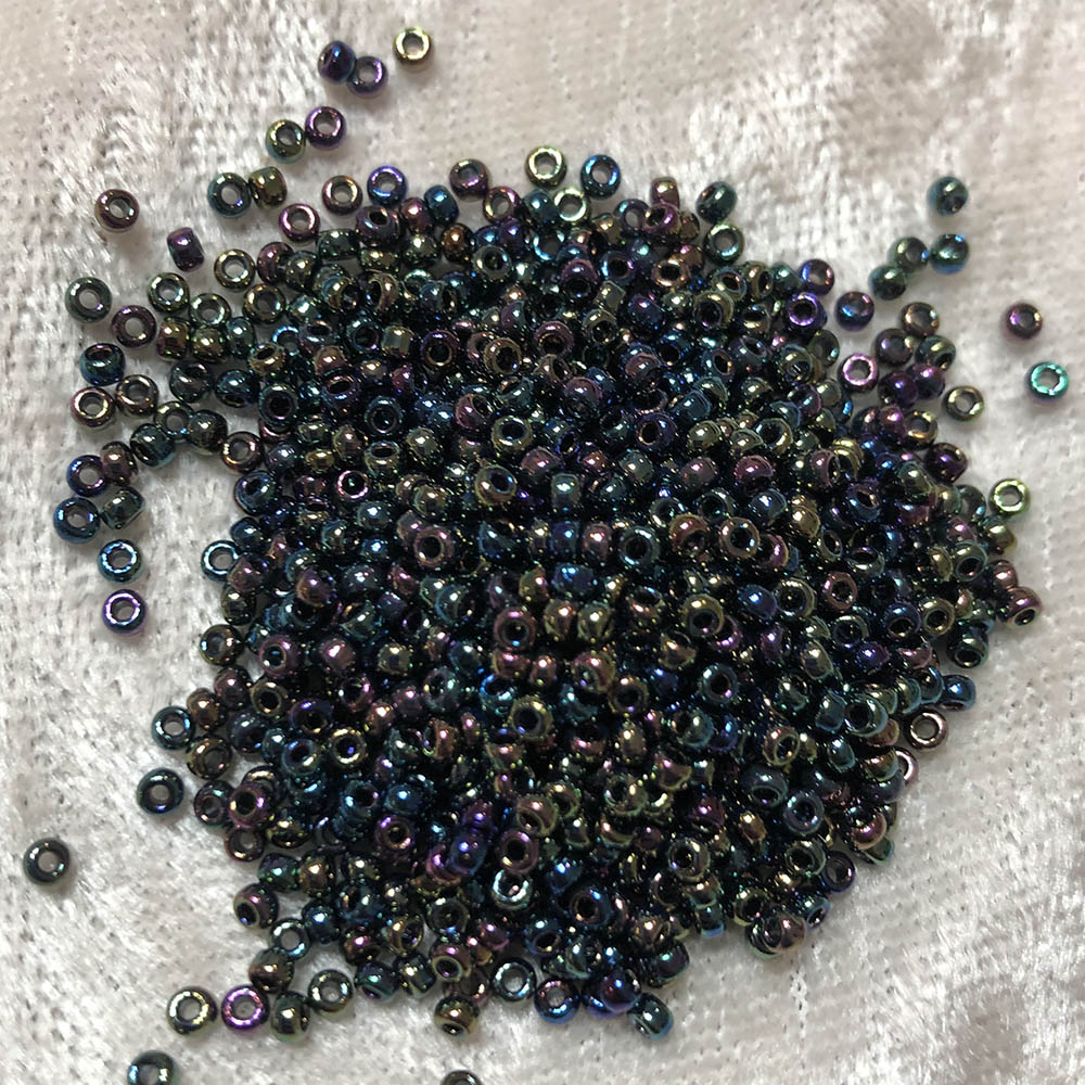 11/0 Metallic Variegated Dark Purple Iris 455G Japanese Seed Beads