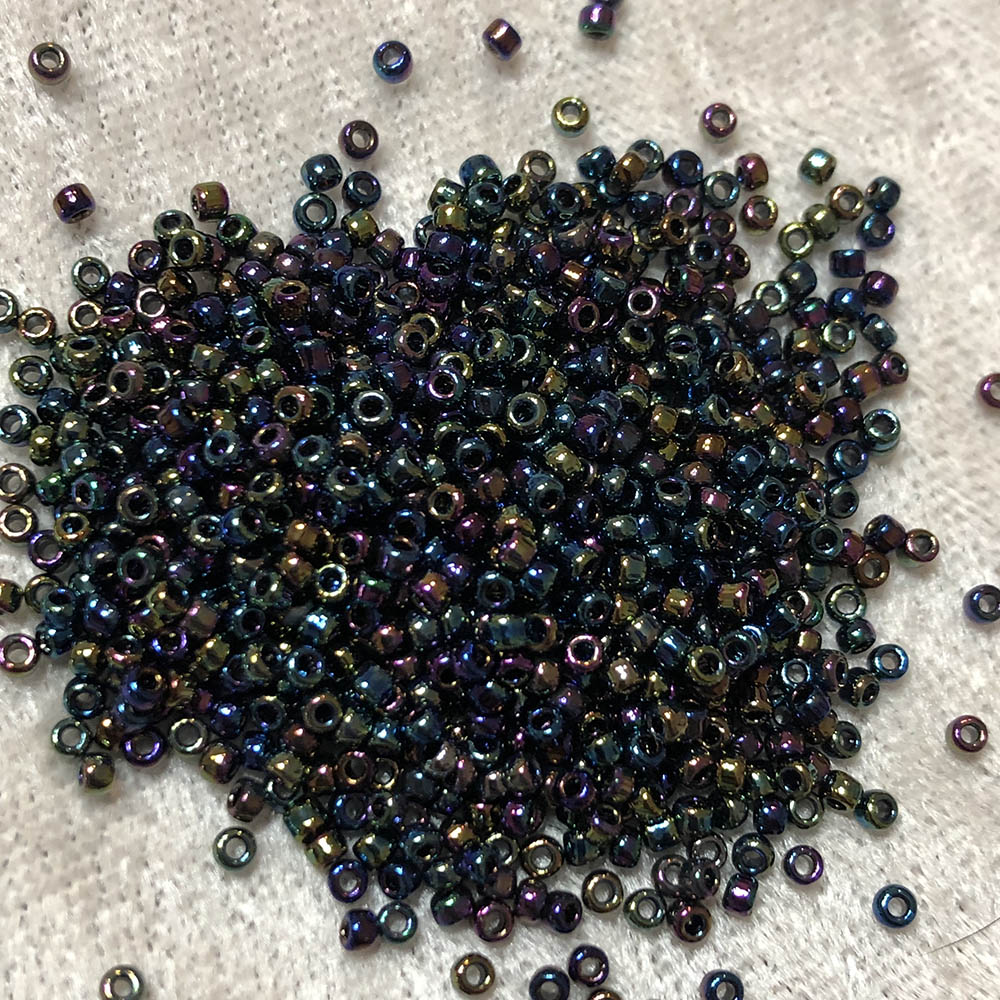 11/0 Metallic Rainbow 640 Japanese Seed Beads