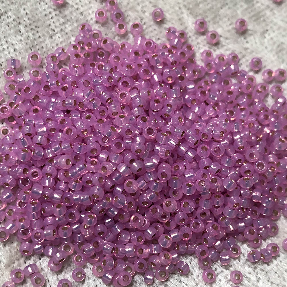 11/0 Gold Lined Hot Pink 584 Japanese Seed Beads