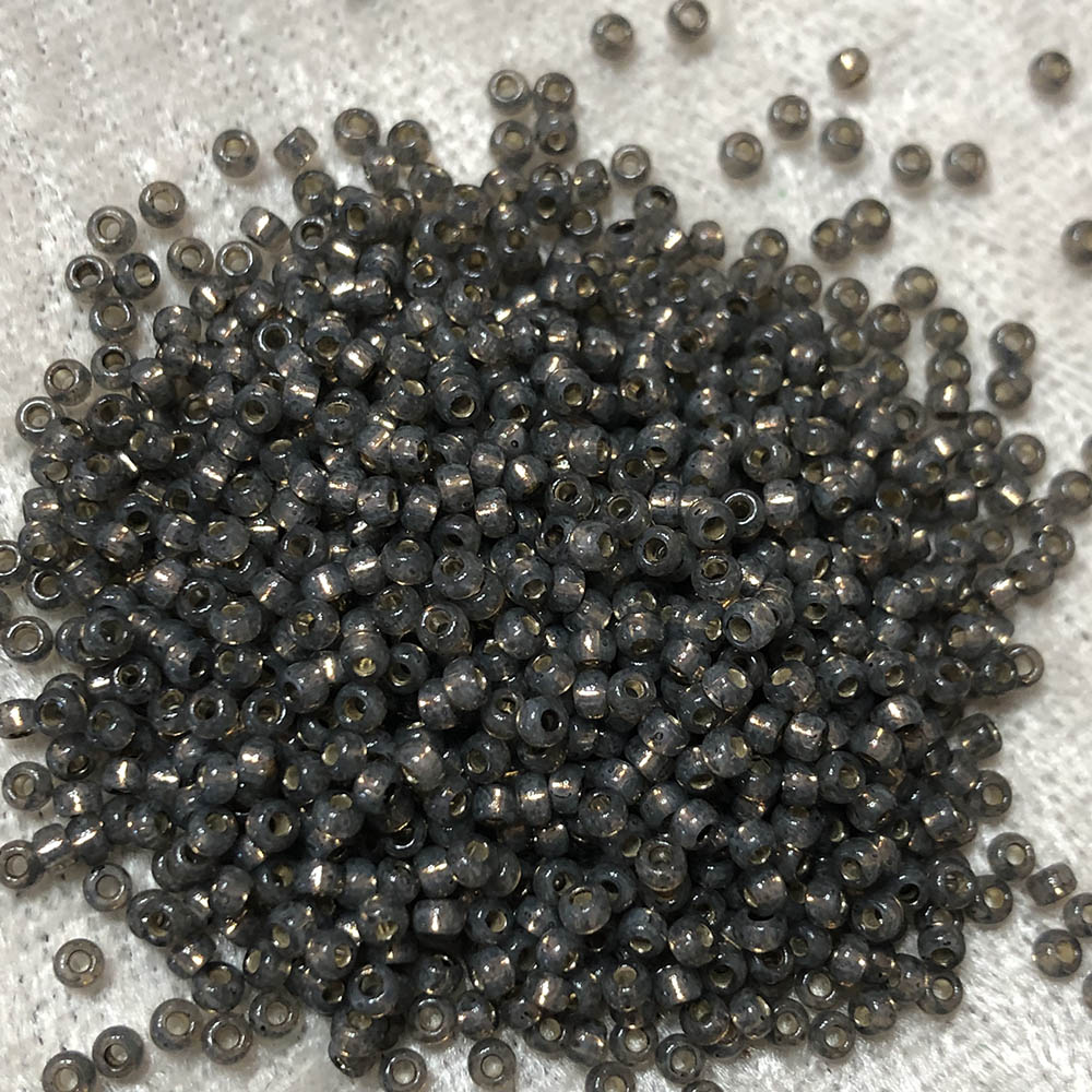 11/0 Gold Lined Waxy Gray 590 Japanese Seed Beads