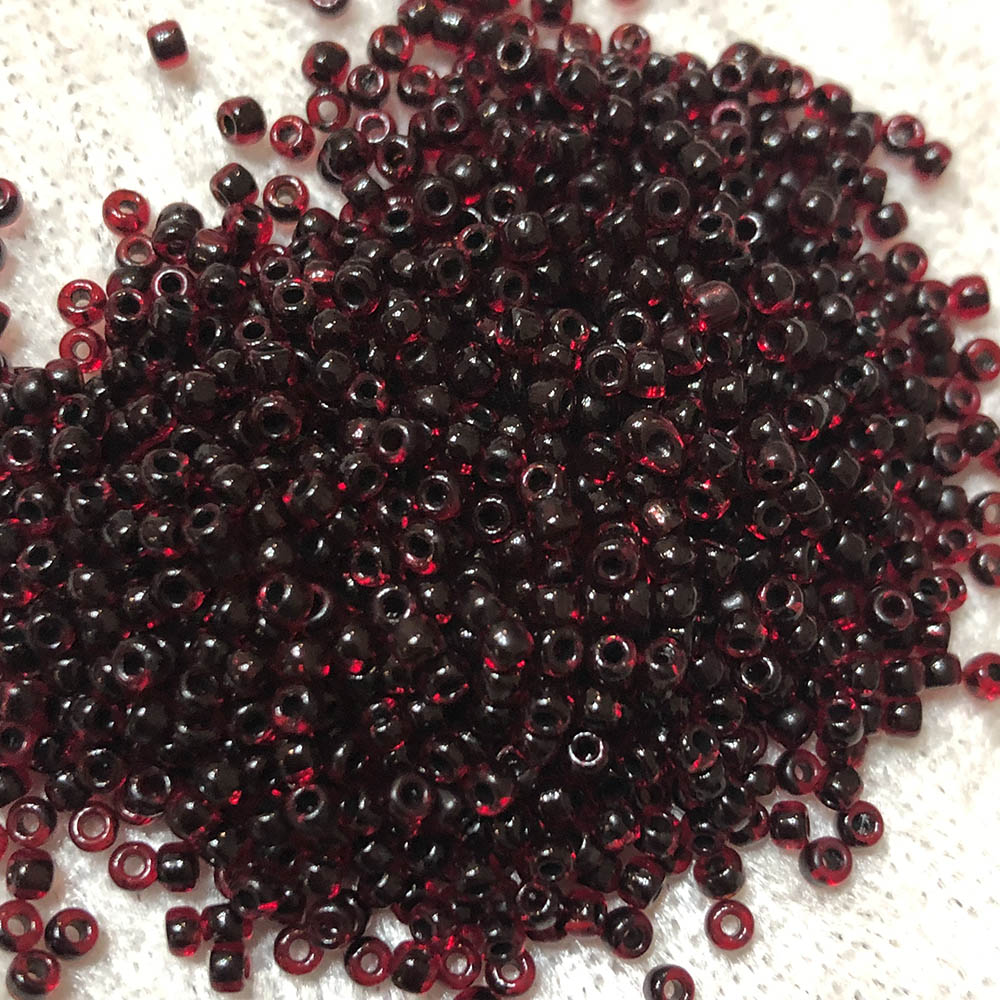 11/0 Black Lined Dark Red 409 Japanese Seed Beads