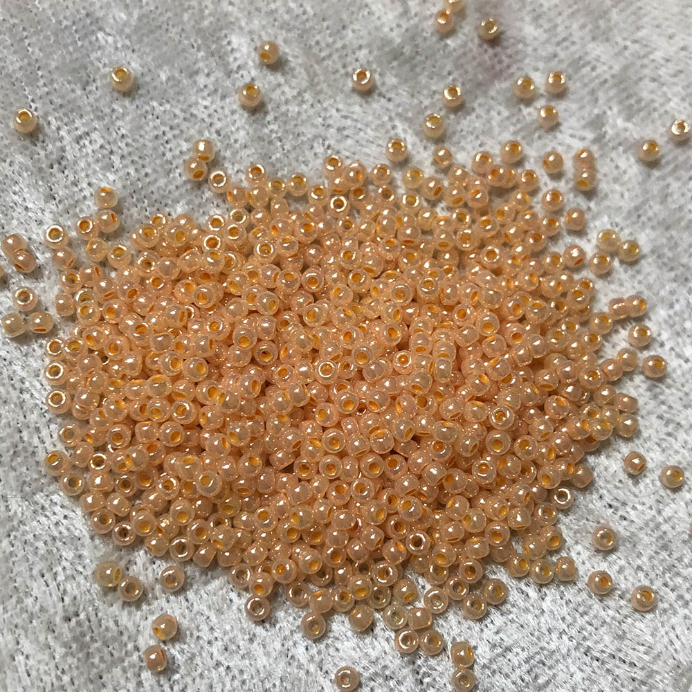 11/0 Ceylon Golden Peach 517 Japanese Seed Beads