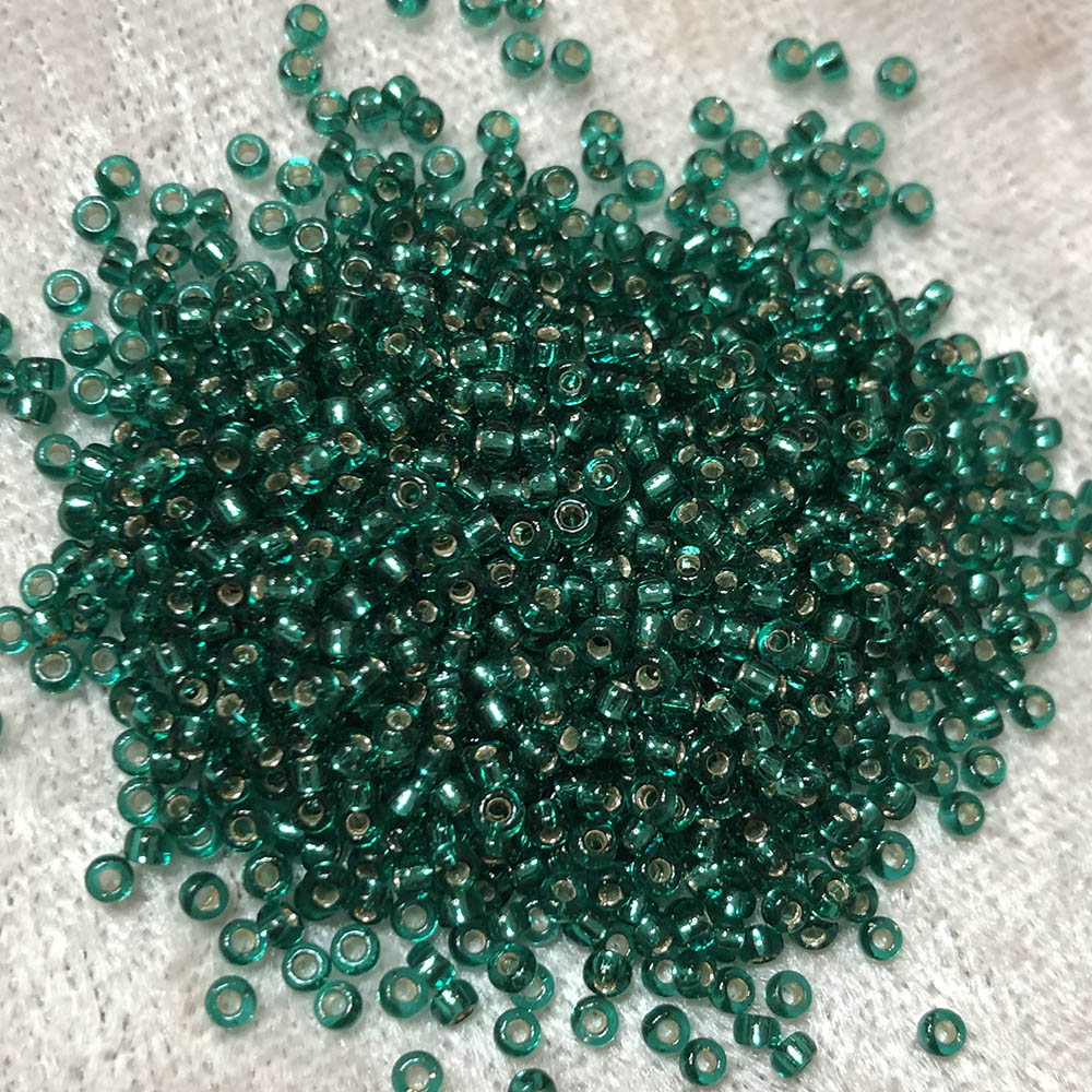 11/0 Silver Lined Emerald 17 Japanese Seed Beads