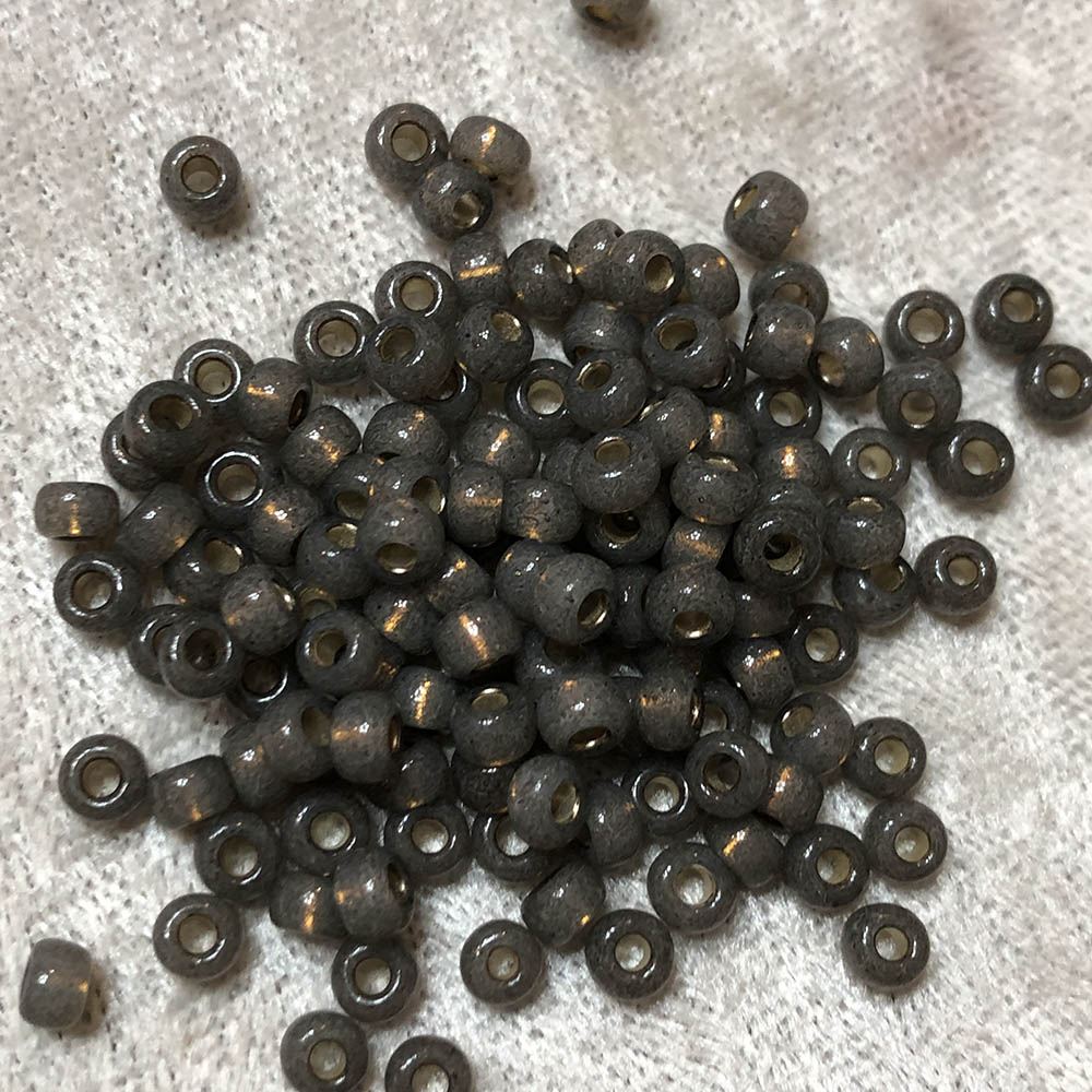 6/0 Gold Lined Waxy Brown 500 Japanese Seed Beads