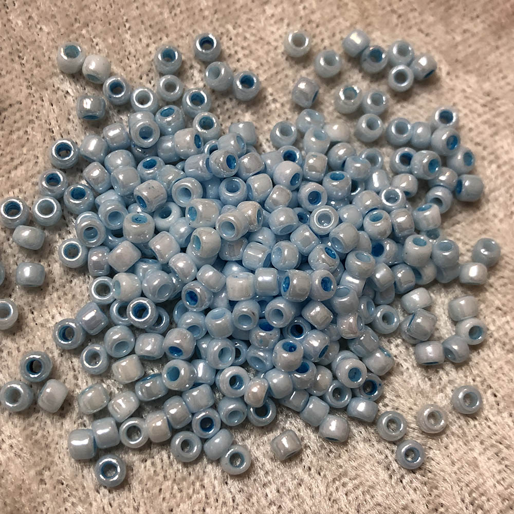 8/0 Aqua Lined White Pearl 430 Japanese Seed Beads