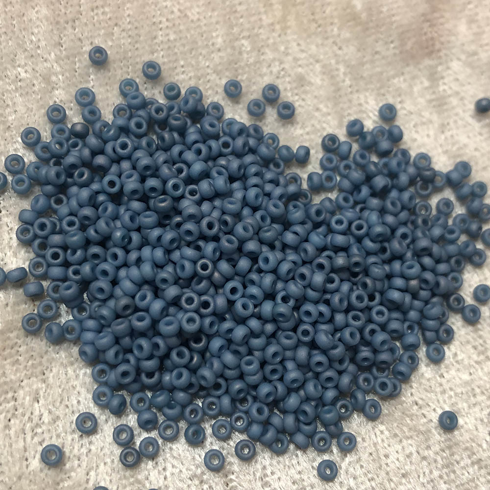 11/0 Frosted Rapid Water F461T Japanese Seed Beads