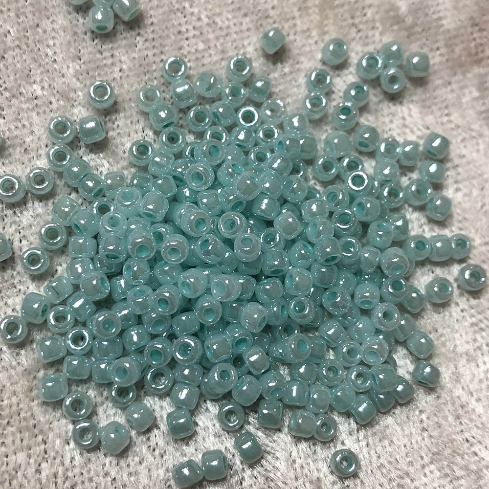 8/0 Ceylon Light Turquoise Green 523 Japanese Seed Beads