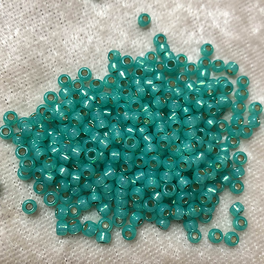 8/0 Silver Lined Transparent Alabaster Aqua Green 572 Japanese Seed Beads