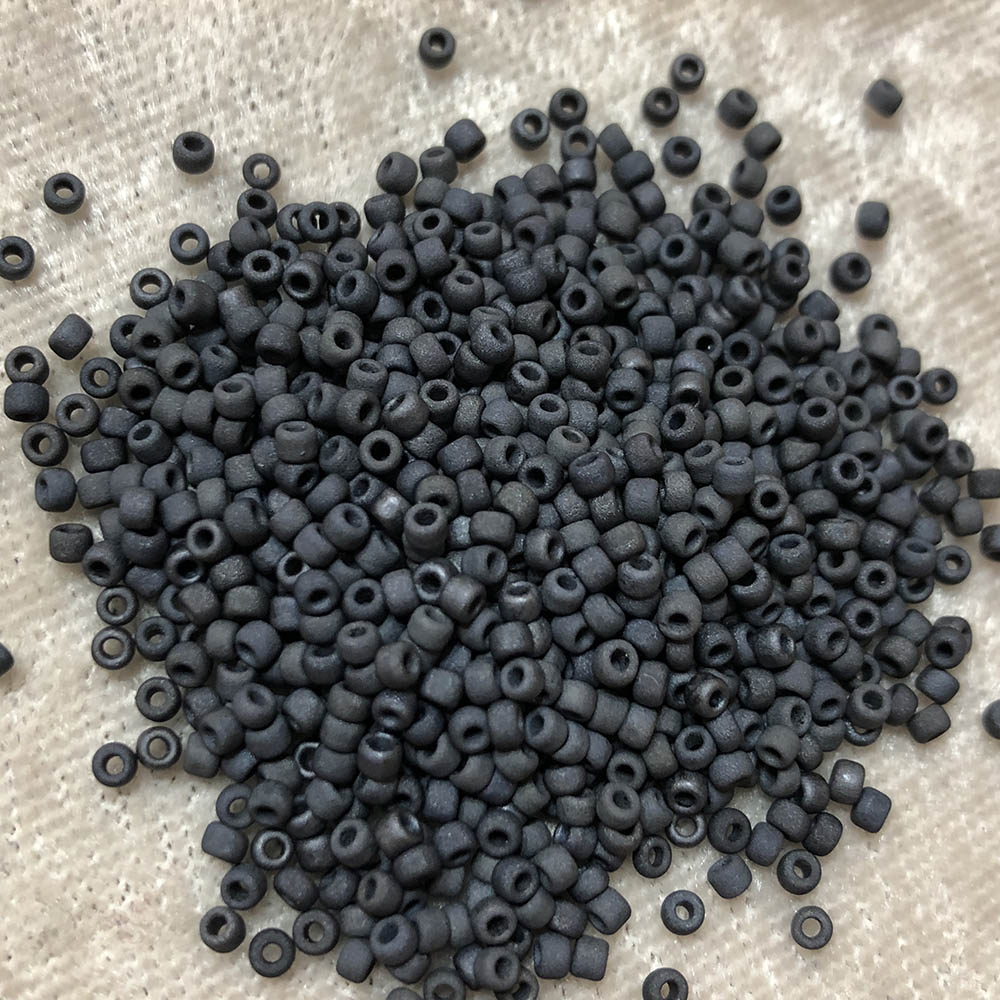 11/0 Matte Charcoal F451 Japanese Seed Beads