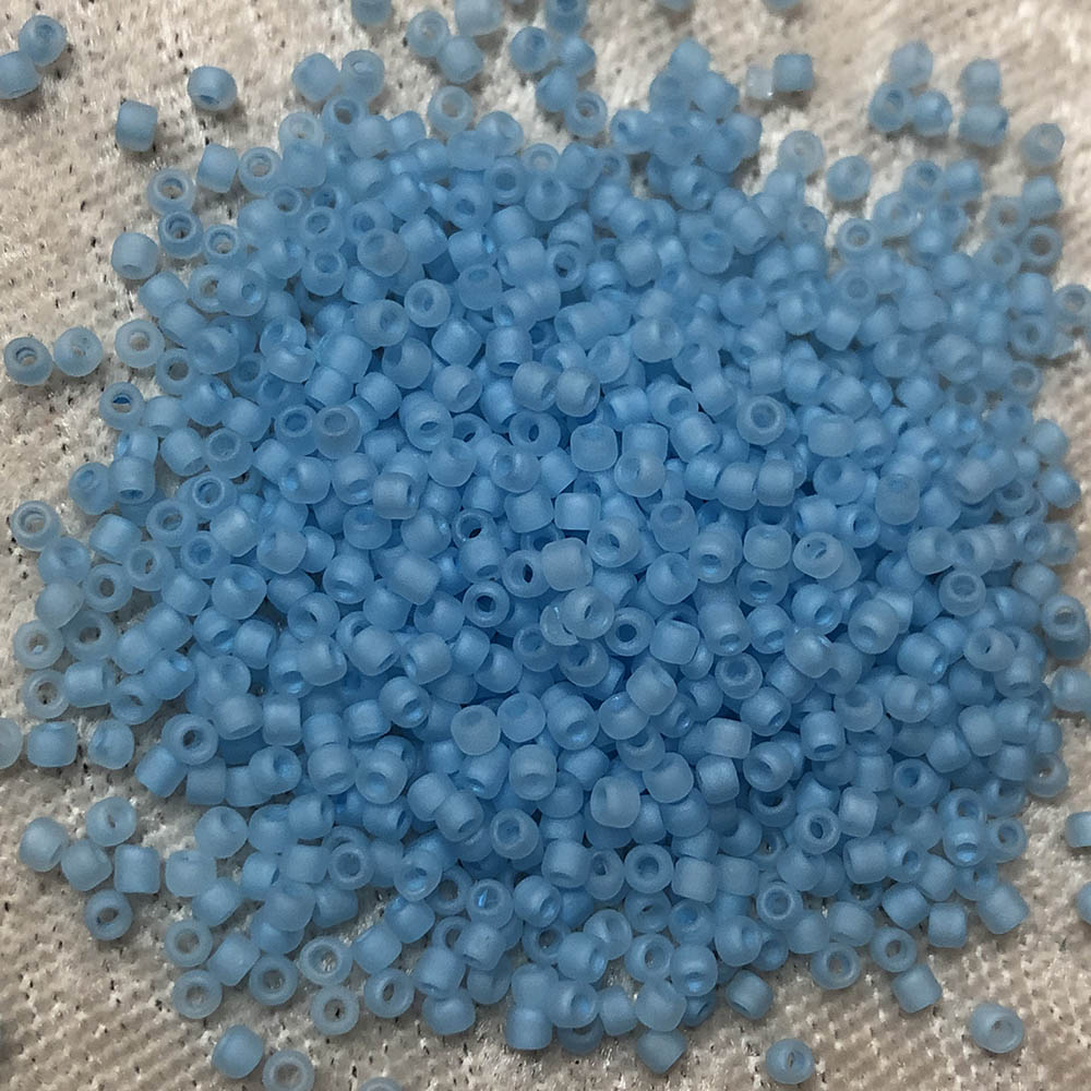 11/0 Milky Sky Blue Frosted F221 Japanese Seed Beads