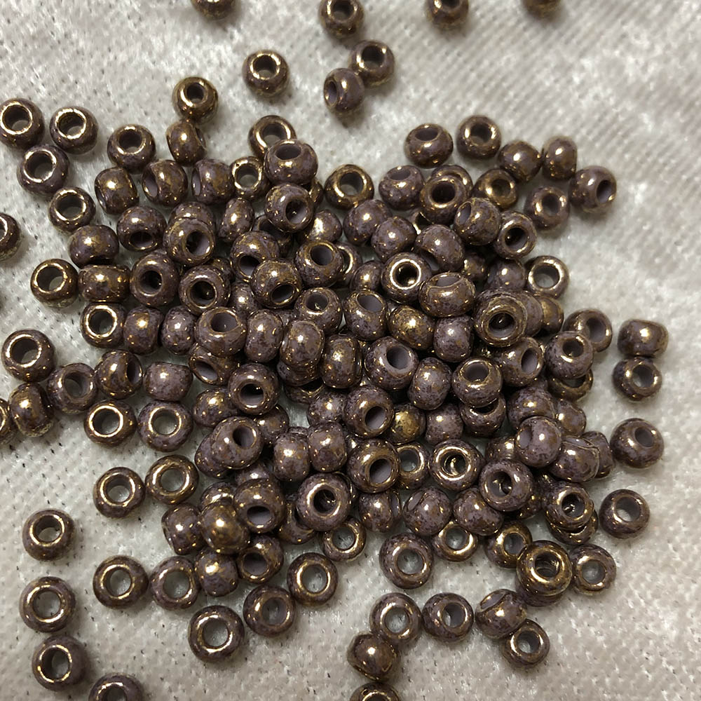 6/0 Gilded Marble Lavender 1704 Japanese Seed Beads