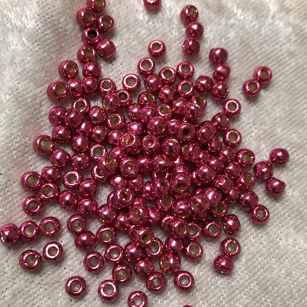 6/0 Galvanized Hot Pink P477 Japanese Seed Beads