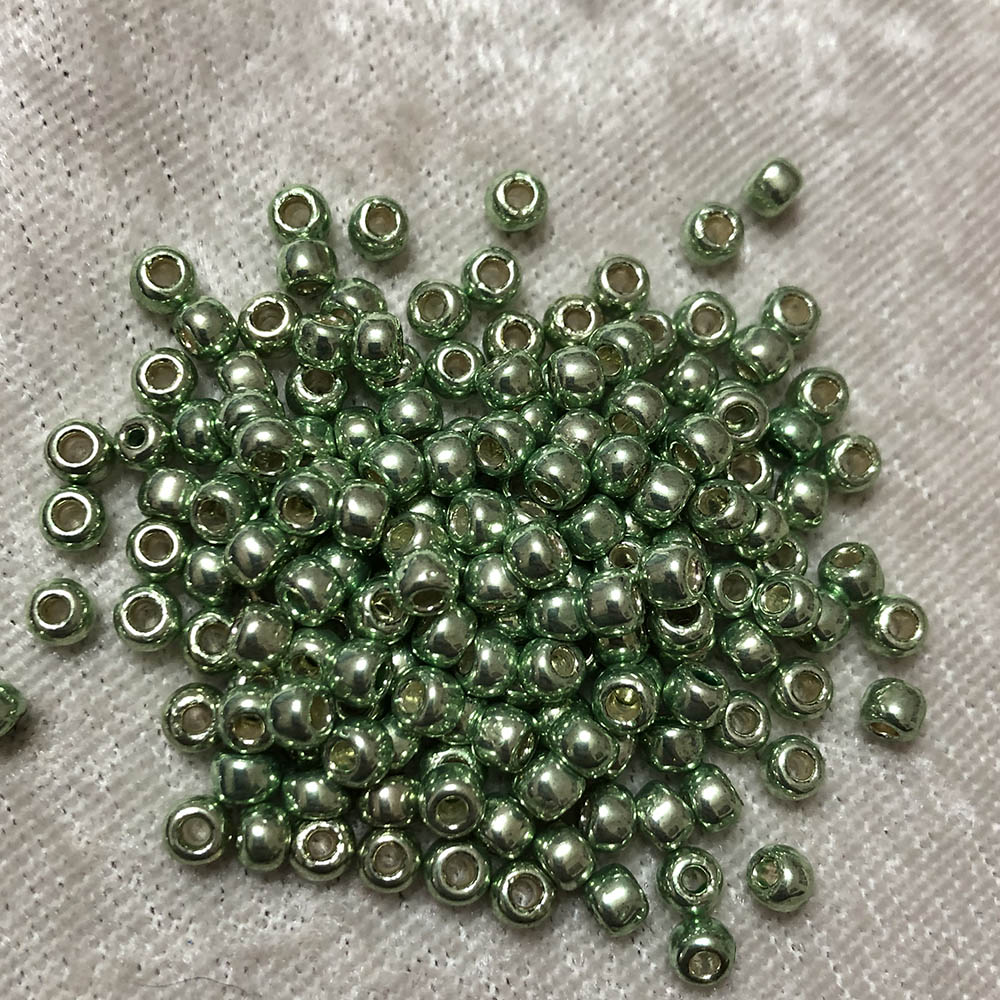 6/0 PermaFinish Metallic Lime Green P483 Japanese Seed Beads