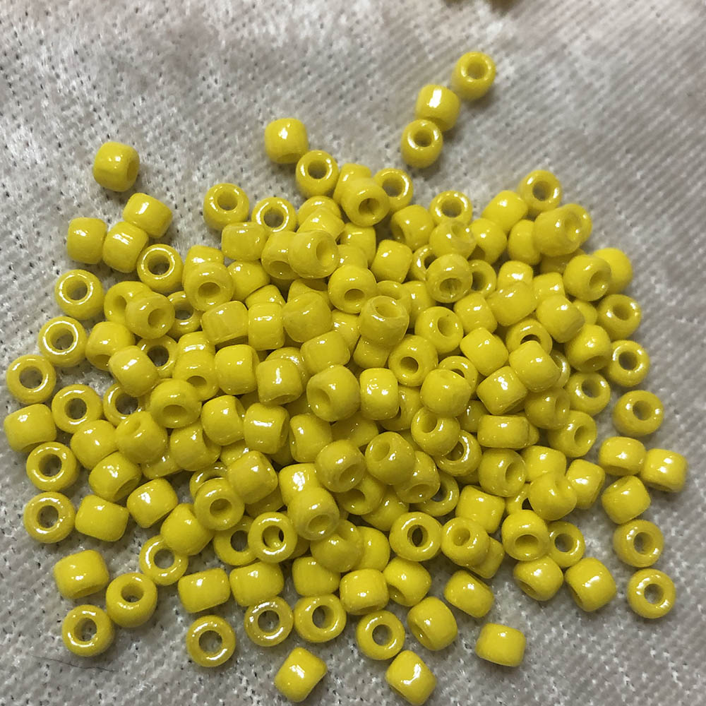 6/0 Opaque Yellow Luster 422 Japanese Seed Beads