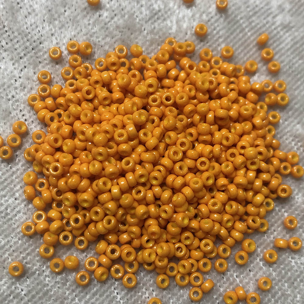 11/0 Opaque Kumquat D4454 Japanese Seed Beads