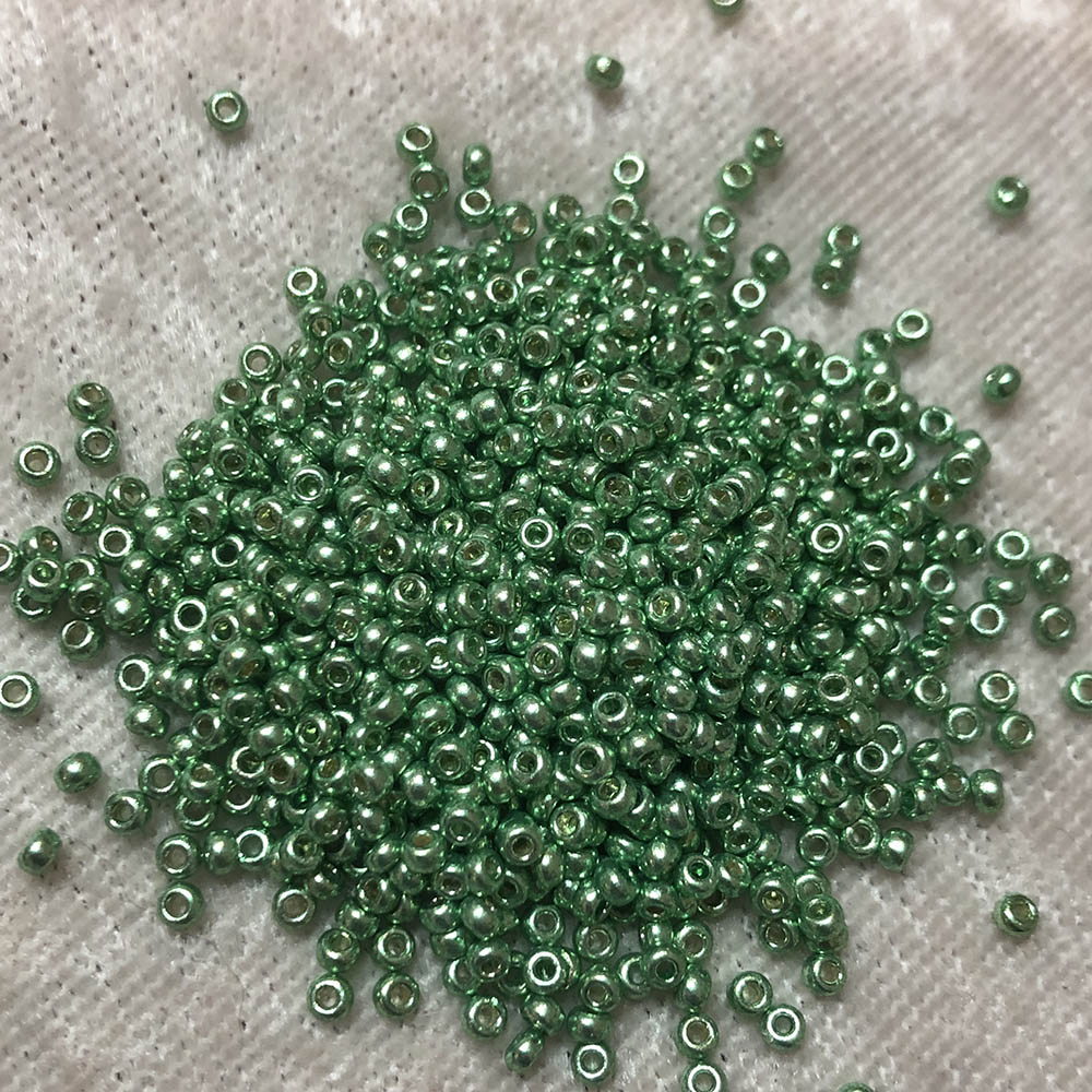 11/0 Galvanized Duracoat Mint Green D4214 Japanese Seed Beads