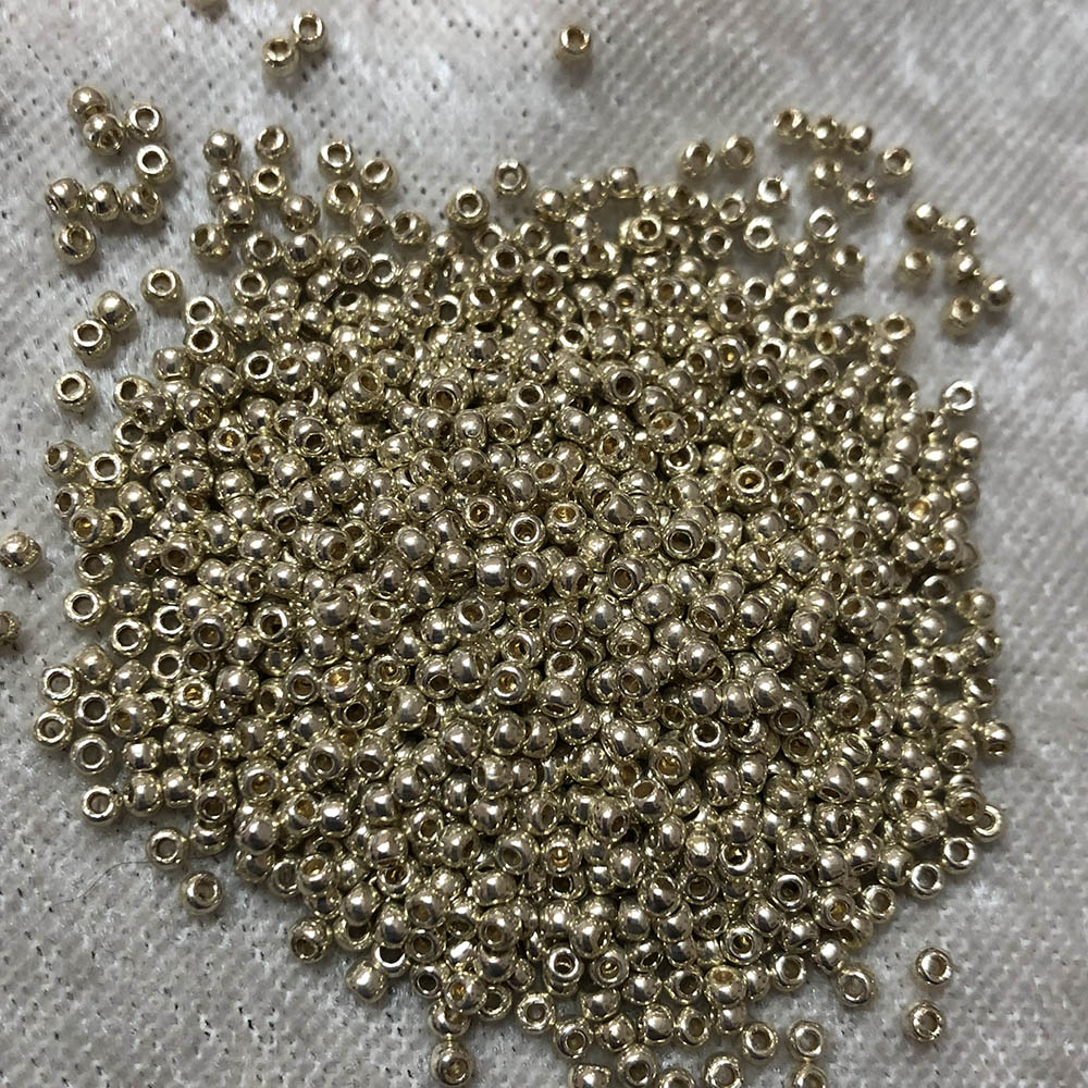 11/0 Permanent Metallic Silver P470 Japanese Seed Beads