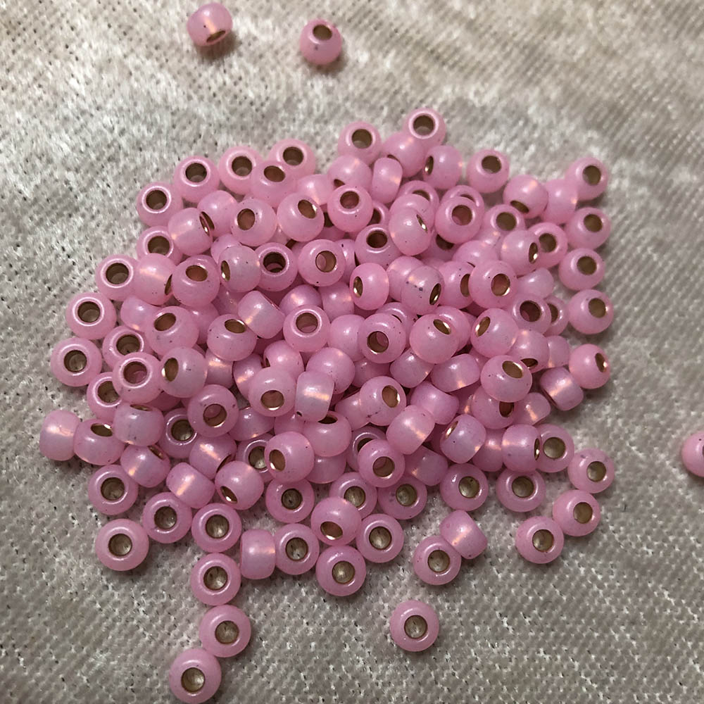 6/0 Gilt Lined Alabaster Pink 583 Japanese Seed Beads