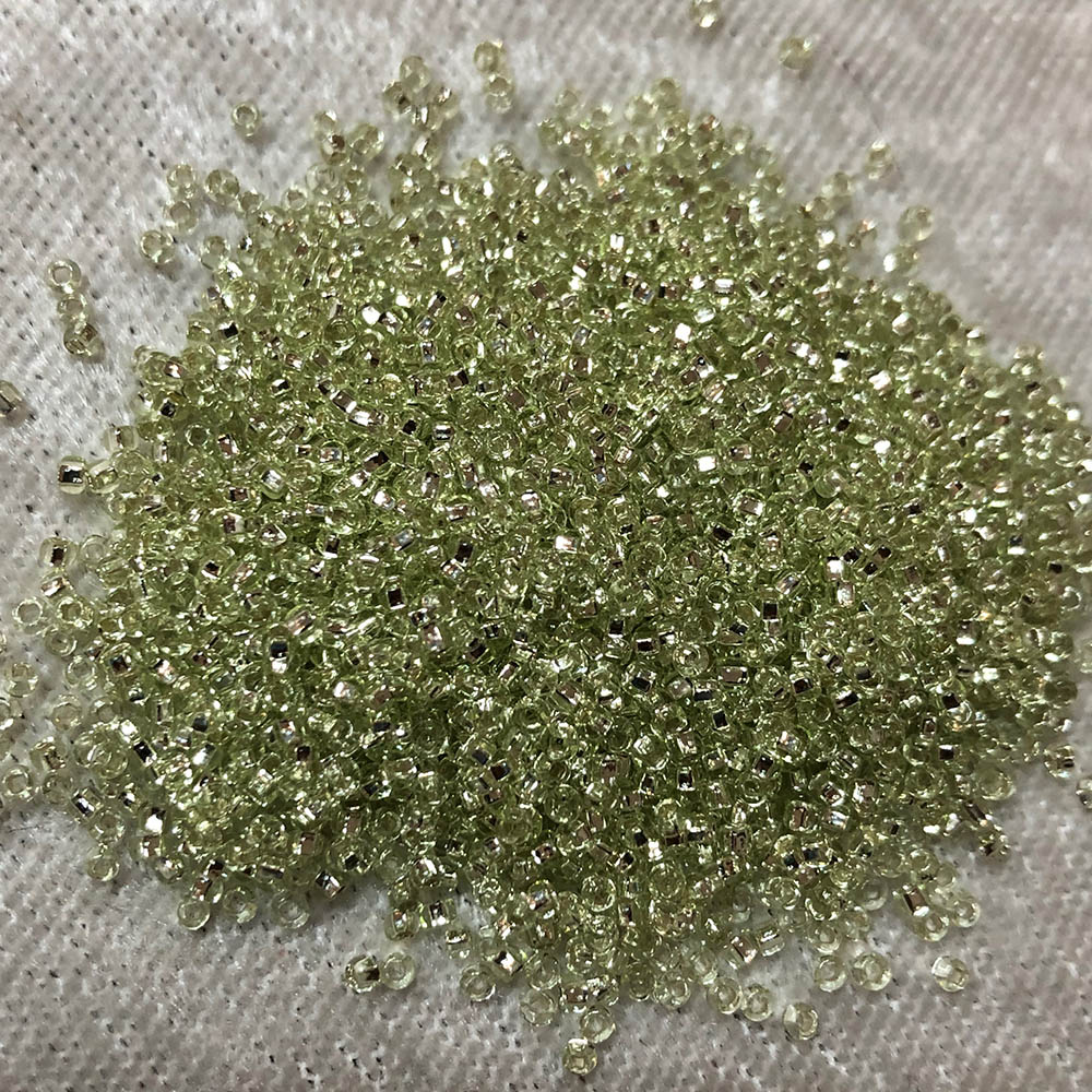 15/0 Silver Lined Light Lime Green 14A Japanese Seed Beads