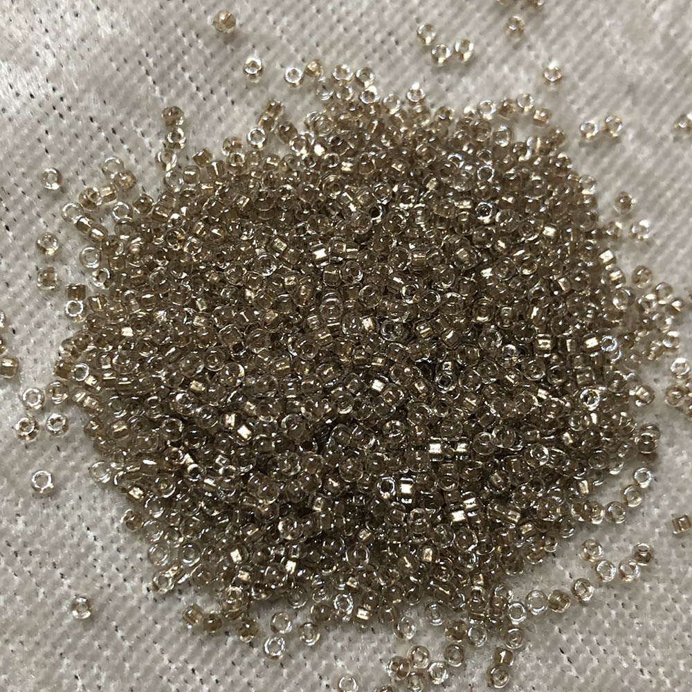 15/0 Gold Lined Light Topaz 703 Japanese Seed Beads