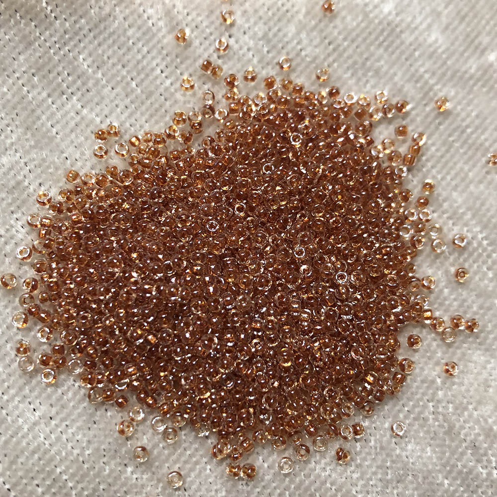 15/0 Shimmer Lined Sable 712 Japanese Seed Beads