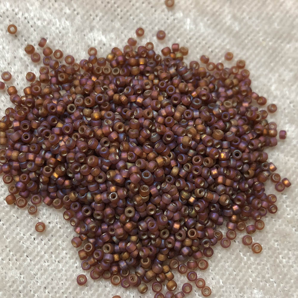 15/0 Frosted Silver Lined Rootbeer AB 648 Japanese Seed Beads